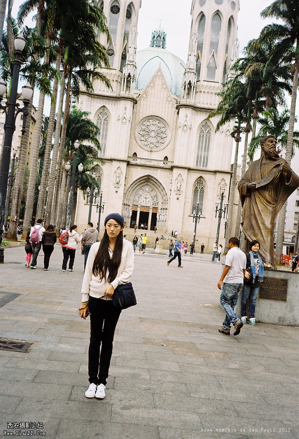 img1_src_4116750.jpg