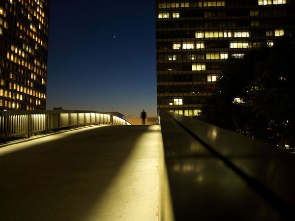 footbridge-west-los-angeles_49042_600x450.jpg