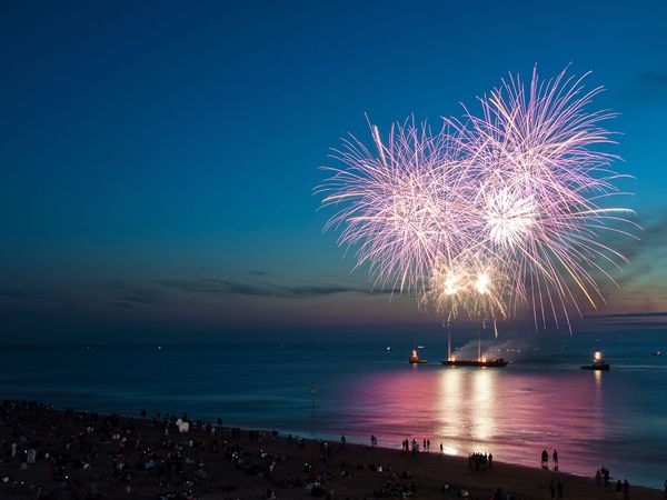 fireworks-festival-netherlands_49041_600x450.jpg