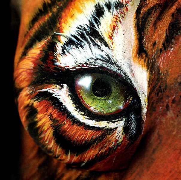 craig-tracy-body-art-ilusions-13.jpg
