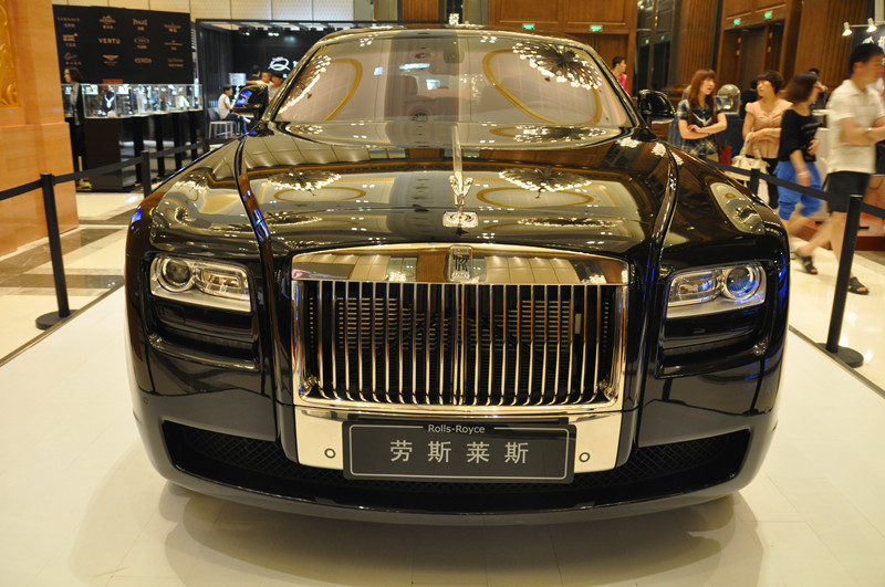 劳斯莱斯·_副本.jpg
