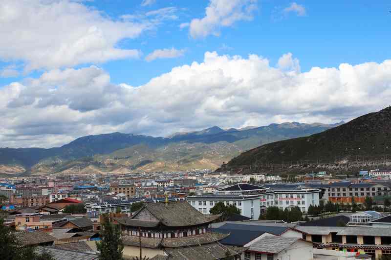 ZHU2841.jpg