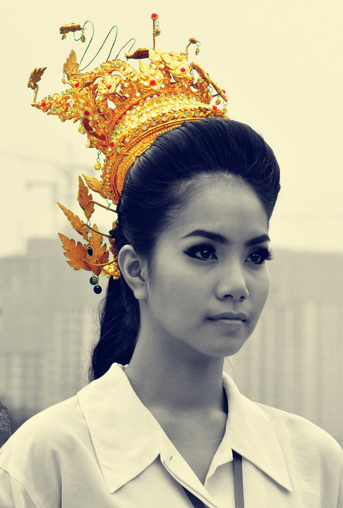 戴金冠的少女.jpg