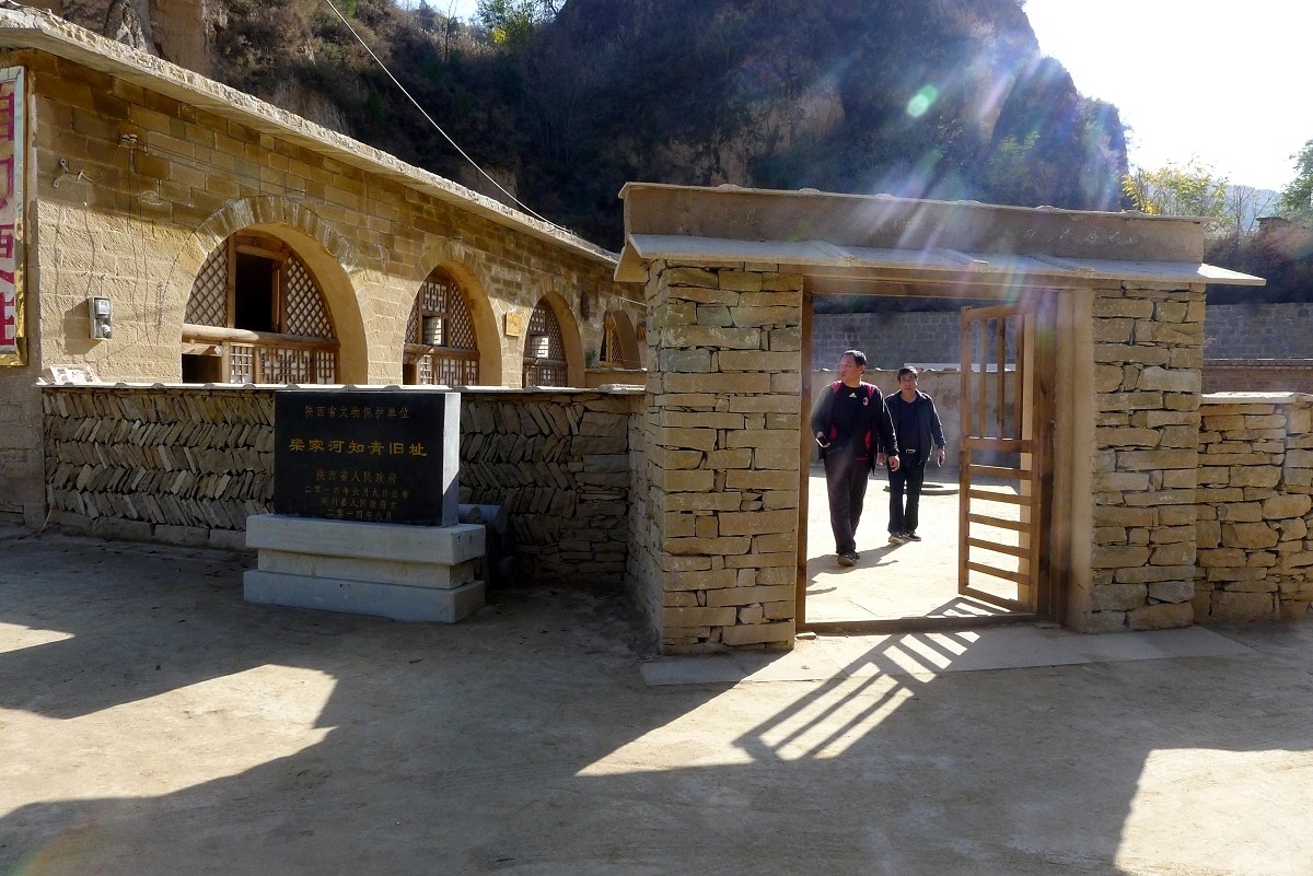 05.jpg