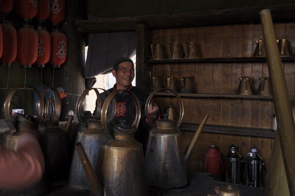 茶馆老汉.jpg