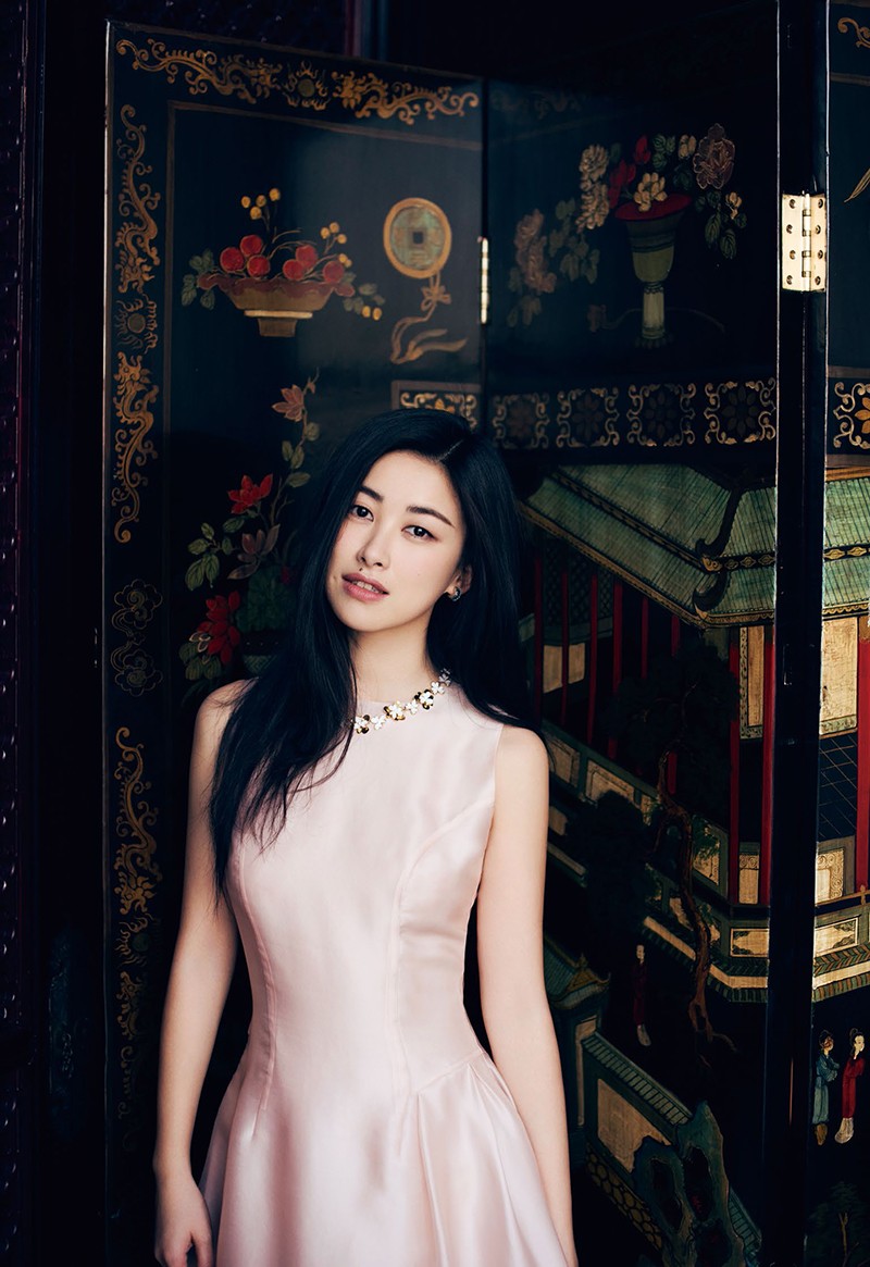 Zhu Zhu by Alexvi Li for Vogue China April 2015_2.jpg