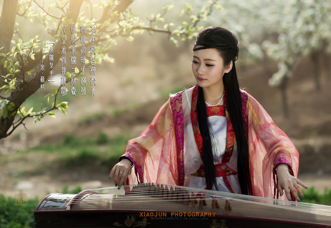 璐璐古装2.jpg