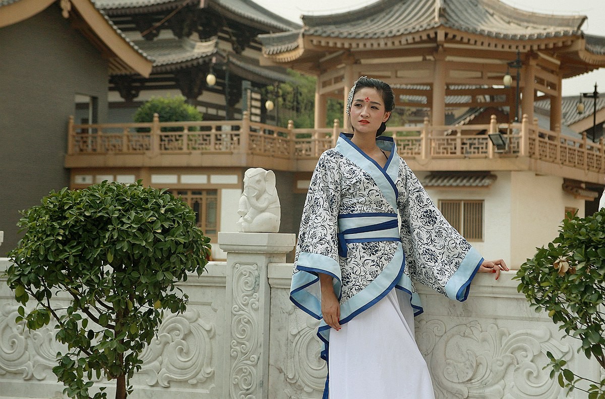 大唐西市美女-青花.jpg