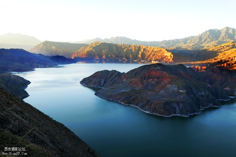 快门:1/160  光圈:F/5.6  焦距:35毫米  感光度:320
