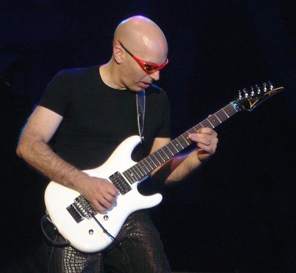 Joe Satriani.jpg