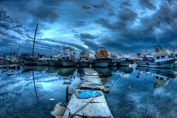 harbor-istanbul-hdr_25359_600x450.jpg