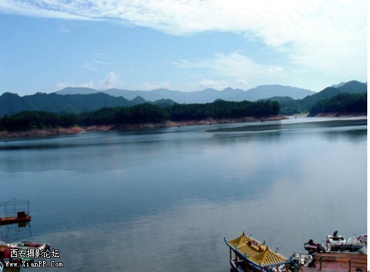 红寺湖1.jpg
