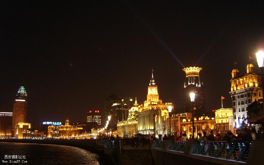 QQ截图上海外滩.jpg