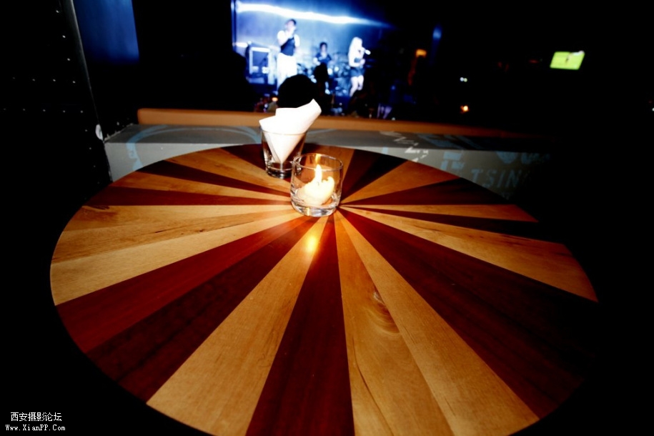 img1_src_3895917.jpg