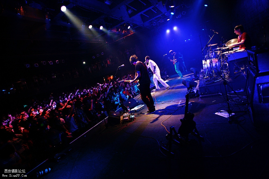 img1_src_4020991.jpg