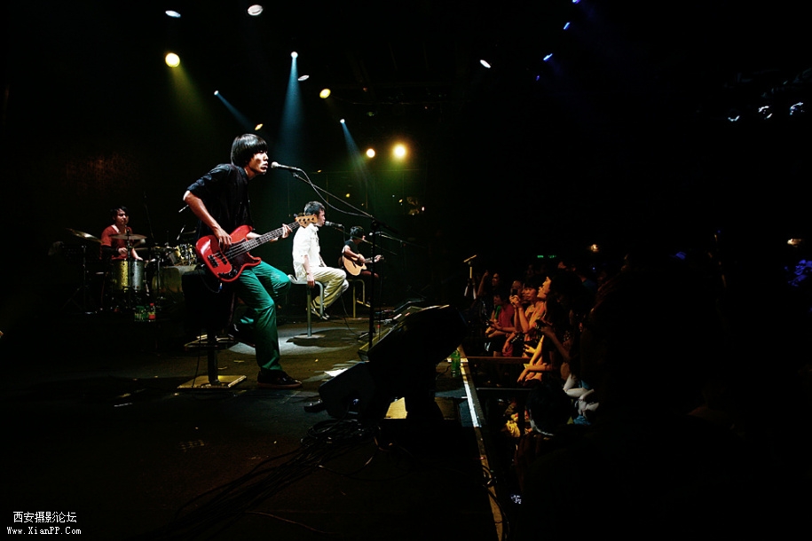 img1_src_4020996.jpg