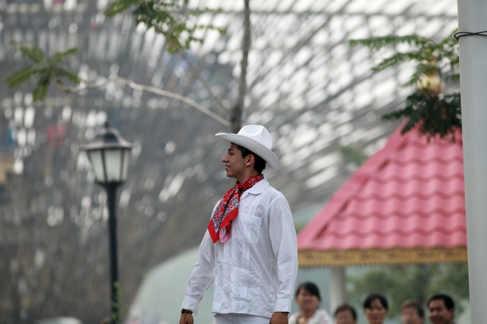 nEO_IMG_20110925世园会老刘3442.jpg