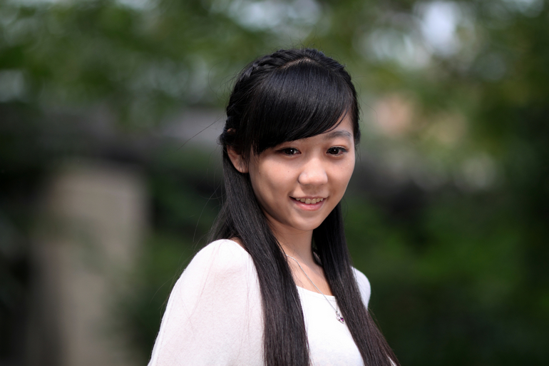 nEO_IMG_20111001儿子135，90.两50.300mm3722.jpg