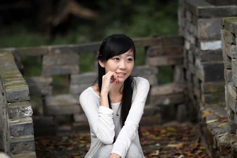 nEO_IMG_20111001儿子135，90.两50.300mm3735.jpg