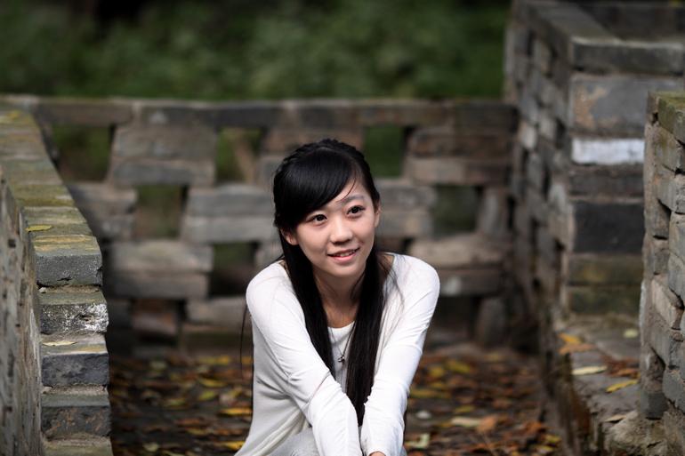 nEO_IMG_20111001儿子135，90.两50.300mm3736.jpg