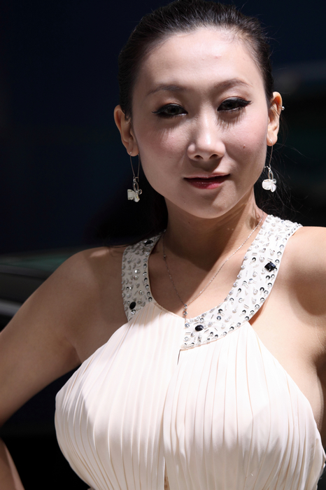 nEO_IMG_1002小刘拍车展4048.jpg