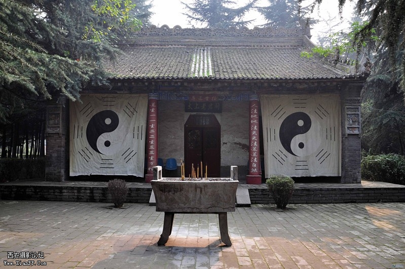 13547828_0800.jpg