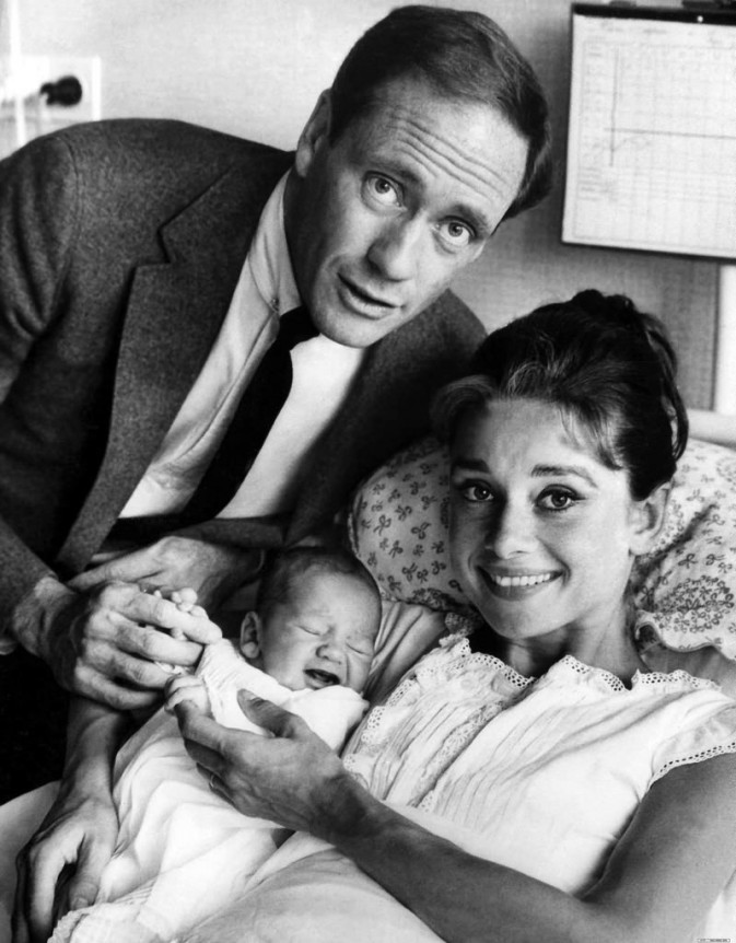 Audrey-Hepburn-Mel-Ferrer-and-Sean.-673x862.jpg