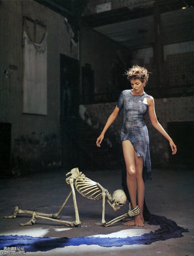 avedon_in_memory_06-673x887.jpg
