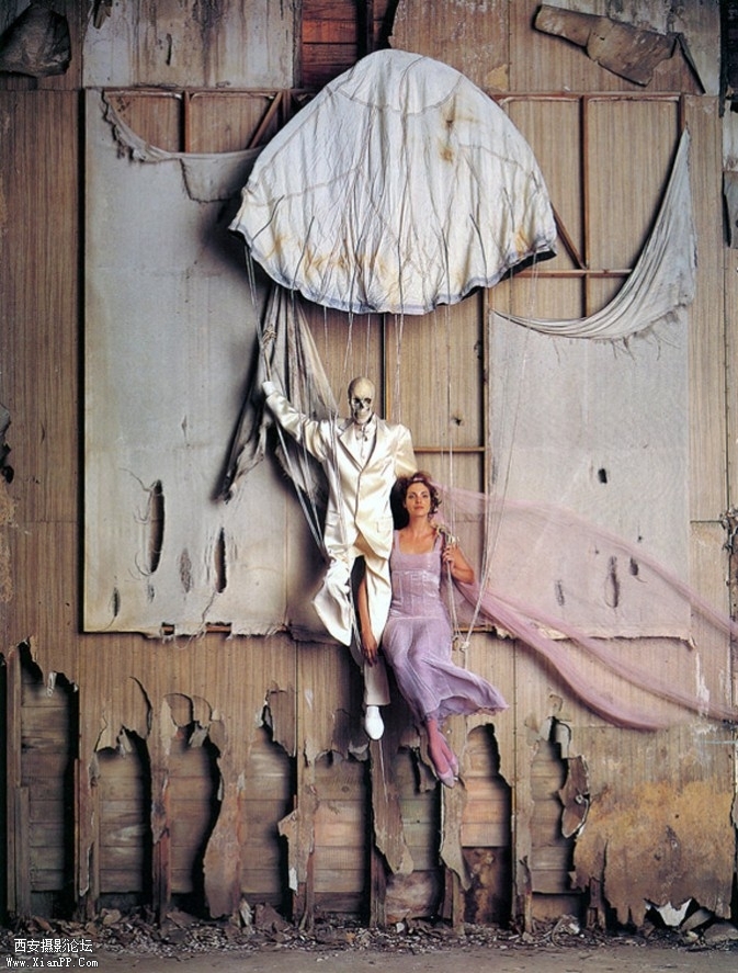 avedon_in_memory_11-673x887.jpg