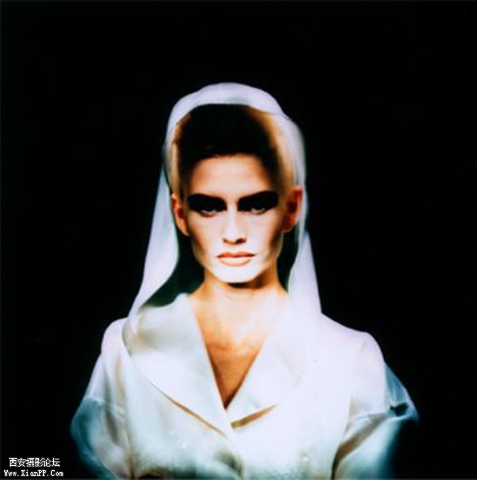 Anton-Corbijn-model.jpg