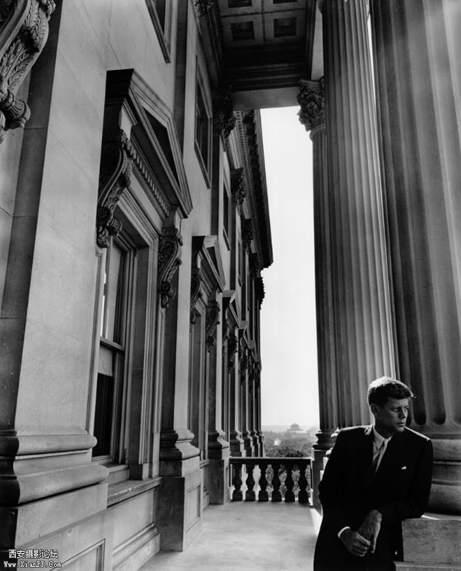 John-F.-Kennedy-Washington-D.C.-1953.jpg