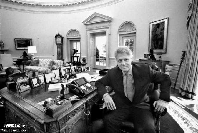 Bill-Clinton-Washington-D.C.-1999-673x452.jpg