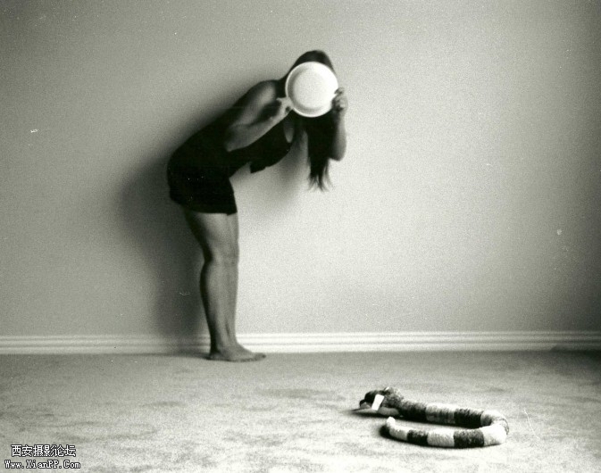 francesca_woodman_homage_by_misse09-673x530.jpg