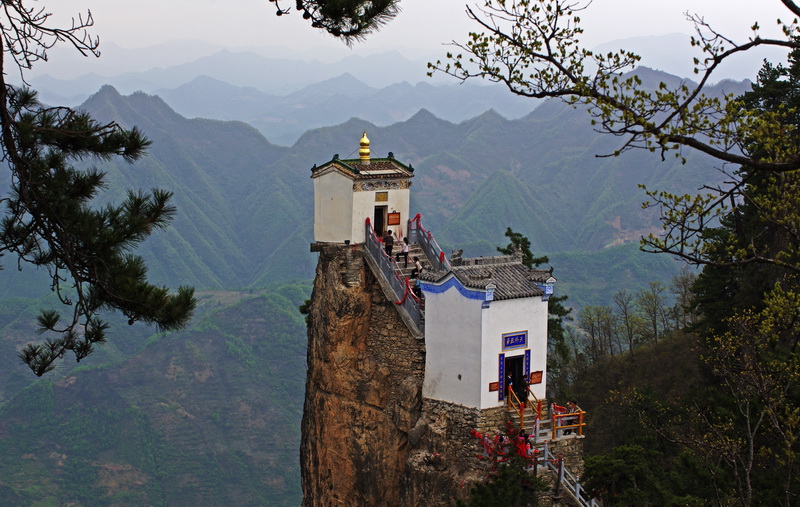 塔云山金顶