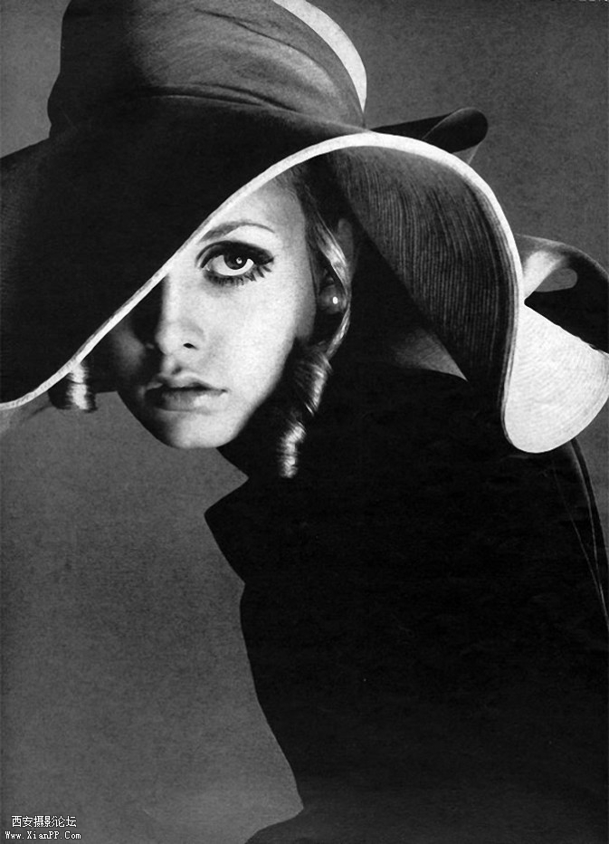 iiiinspired-_-leclownlyrique-_-twiggy-e28093-vogue-by-richard-avedon-august-1967-673x932.jpg