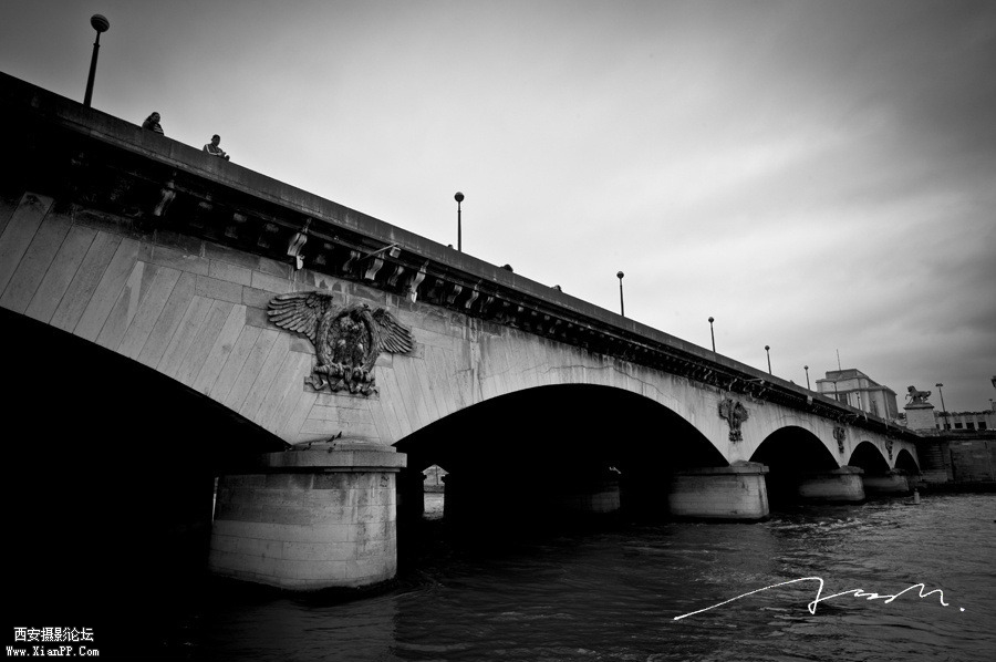 img1_src_5711555.jpg