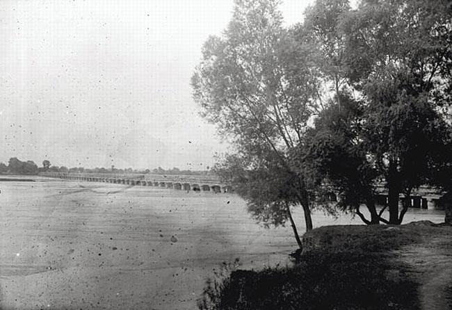 灞河古桥（1907-8-29）.jpg