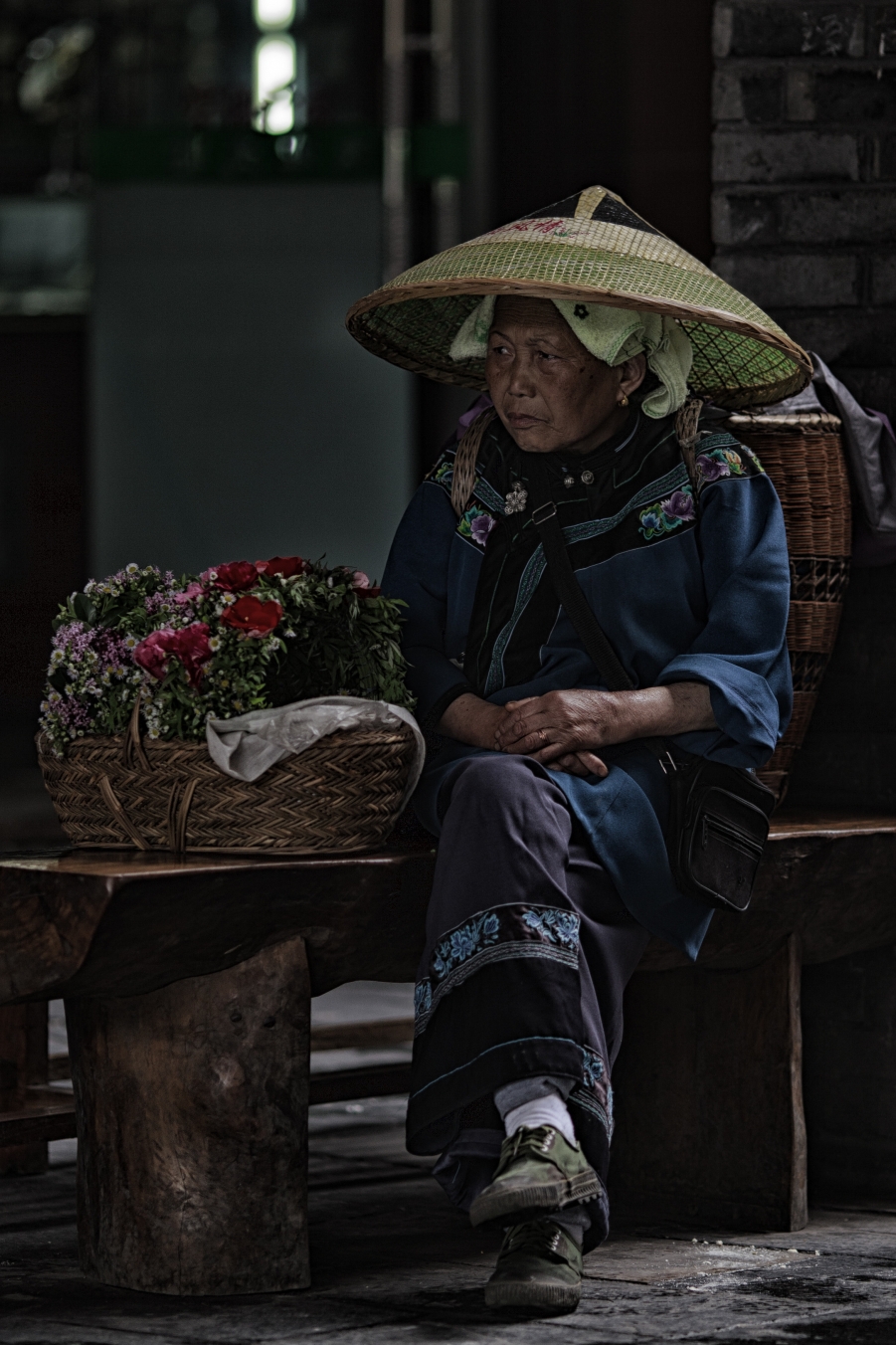 卖花老人.jpg