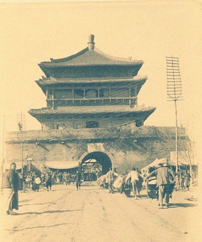 西安钟楼.jpg