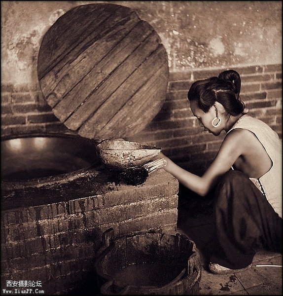 妇人 香港 1936　Hedda Morrison 1.jpg
