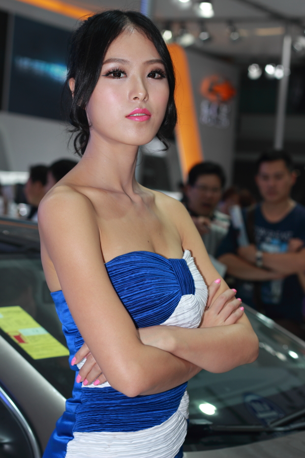 23092468hu2ux1abg5ggcg.jpg