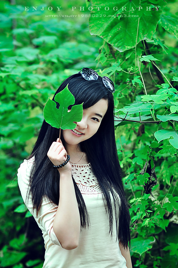 刘莹logo04.jpg
