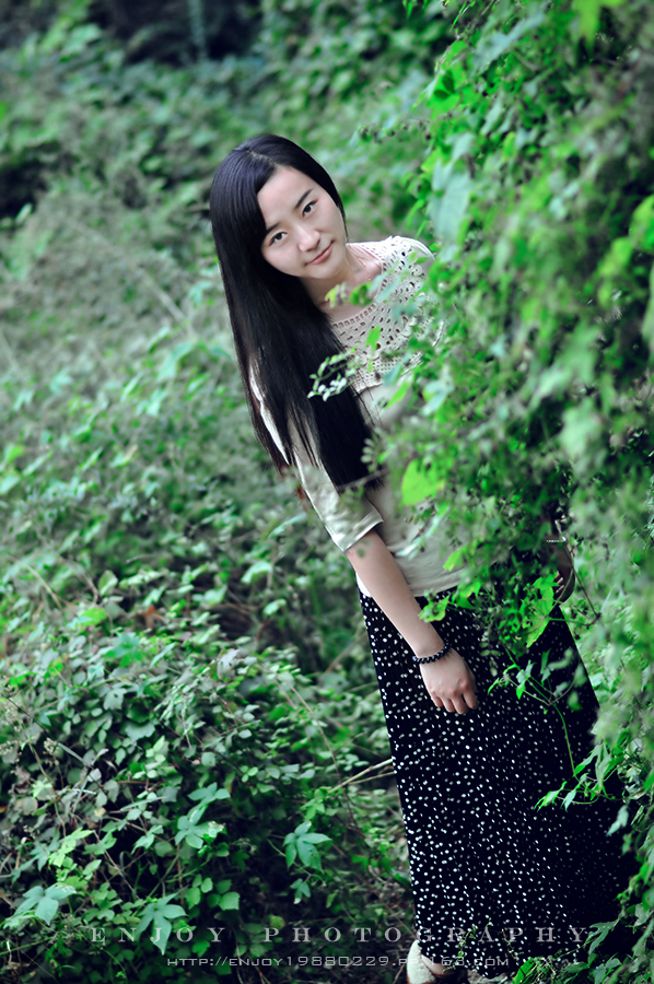 刘莹logo06.jpg