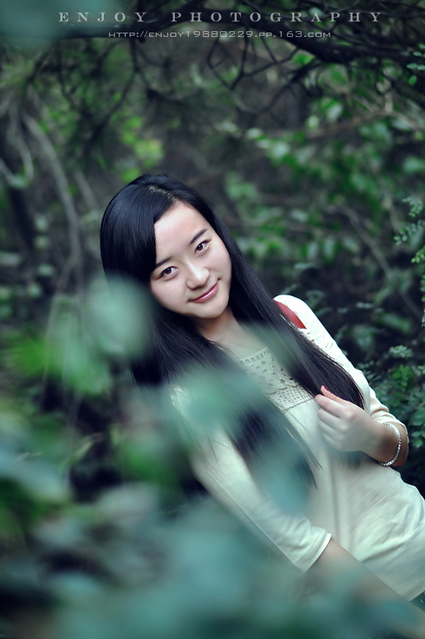 刘莹logo05.jpg