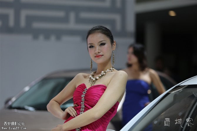 国庆加班美女