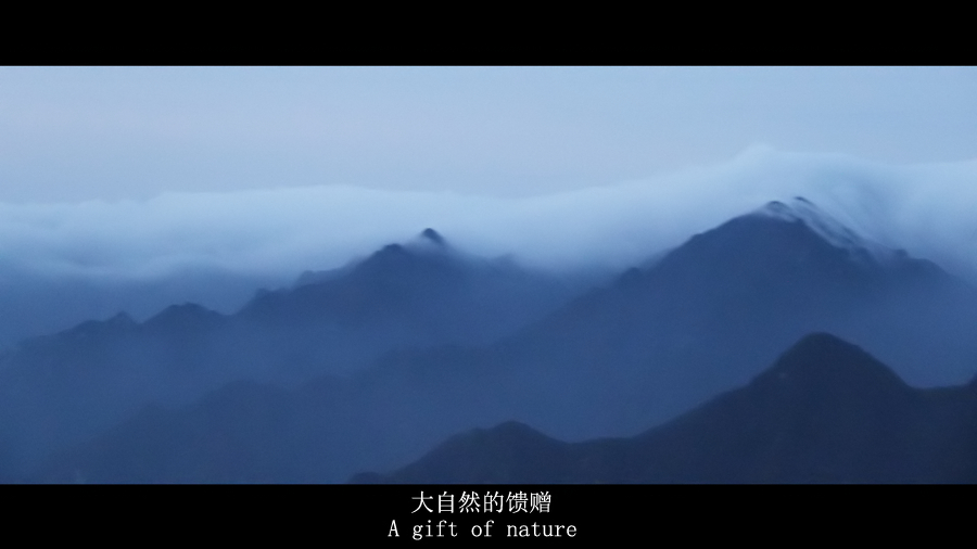 华山东峰，没等到日出，却意外看到了云海