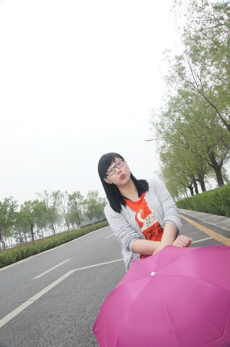 无人的马路.jpg