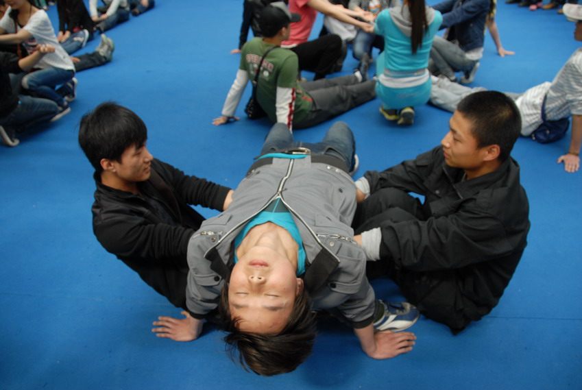 行为艺术 (14).JPG