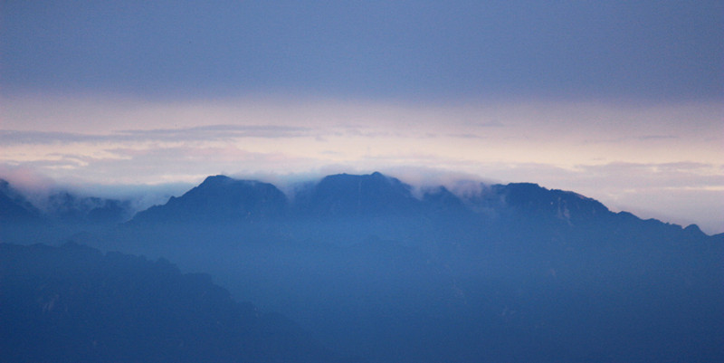 秦岭.jpg