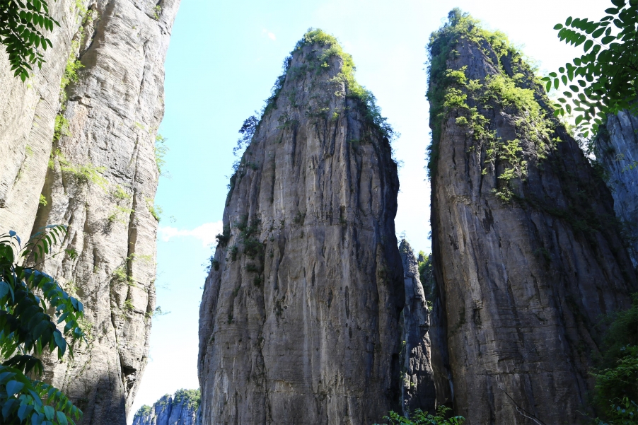 奇石险峰